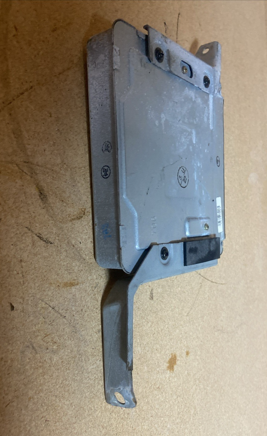Módulo de control de deslizamiento/tracción Lexus LS 400 1998-1999 89541-50110