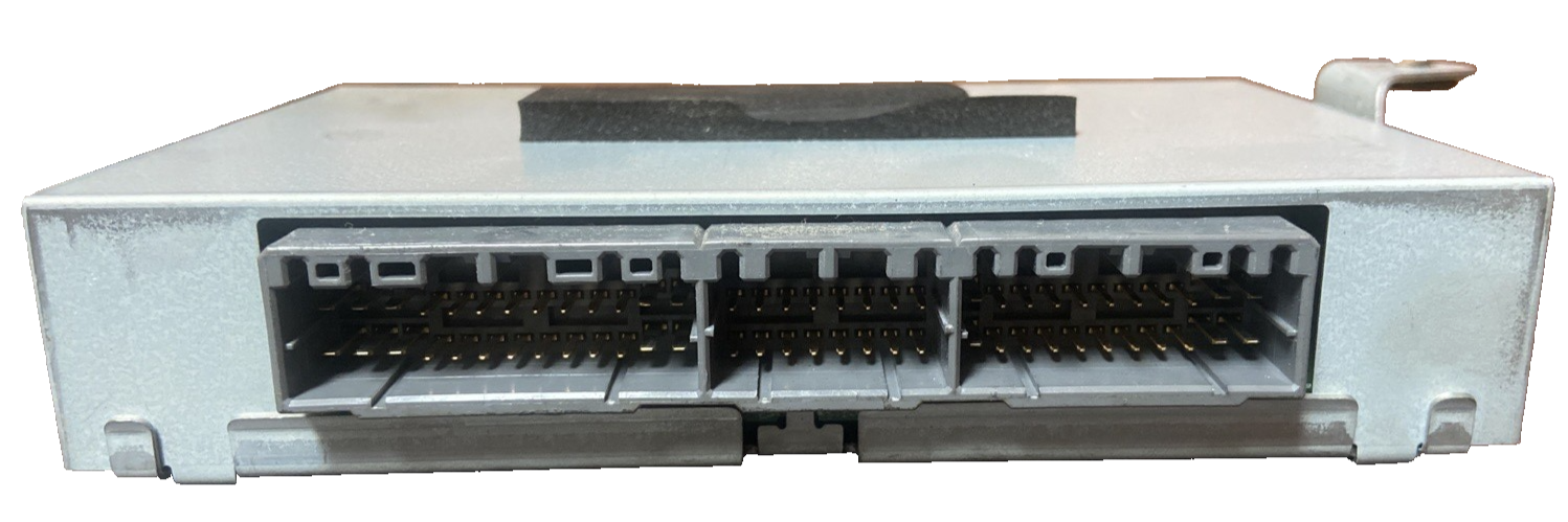 Módulo de control del motor (ECU o ECM) de un Lexus LS 430 de 2001