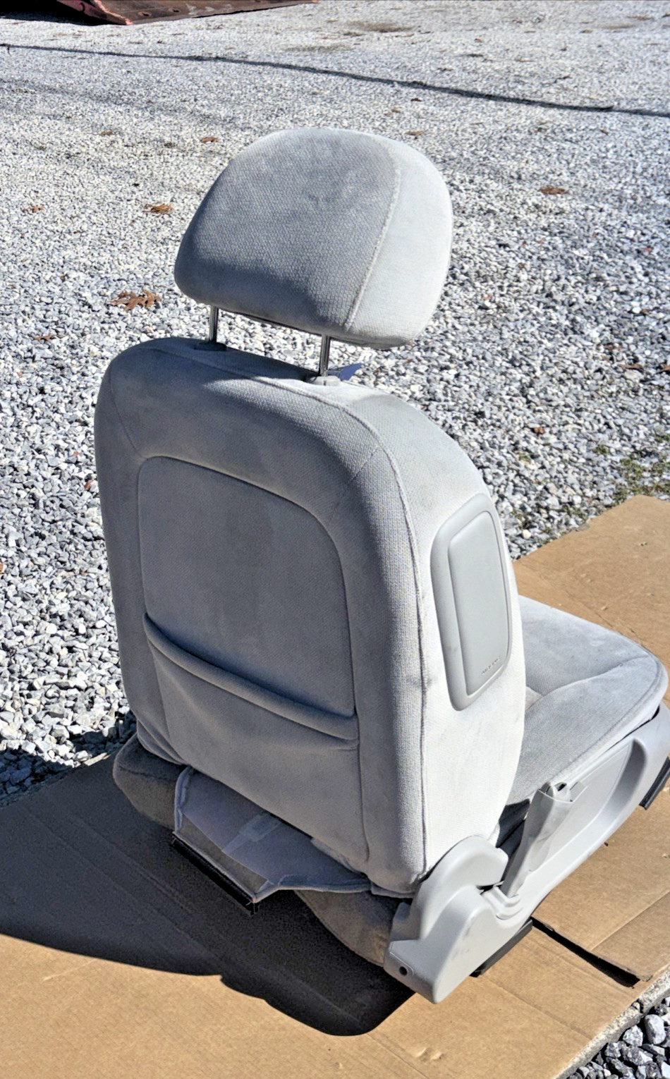 2009-2016 Chevrolet Impala Front Right Passenger Seat Cloth Gray OEM