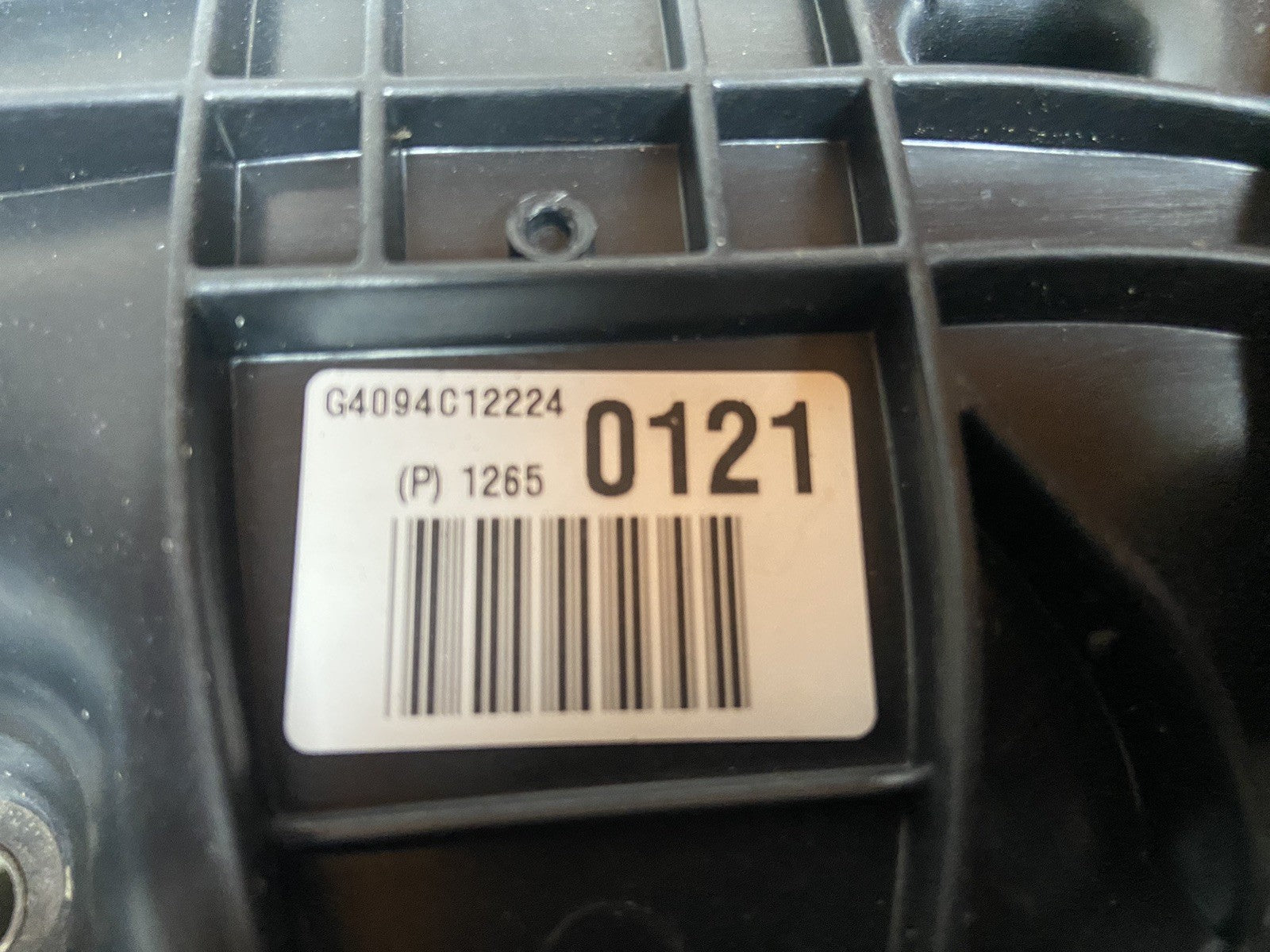 2012 - 2016 CHEVROLET IMPALA Intake Manifold Upper Engine Assembly