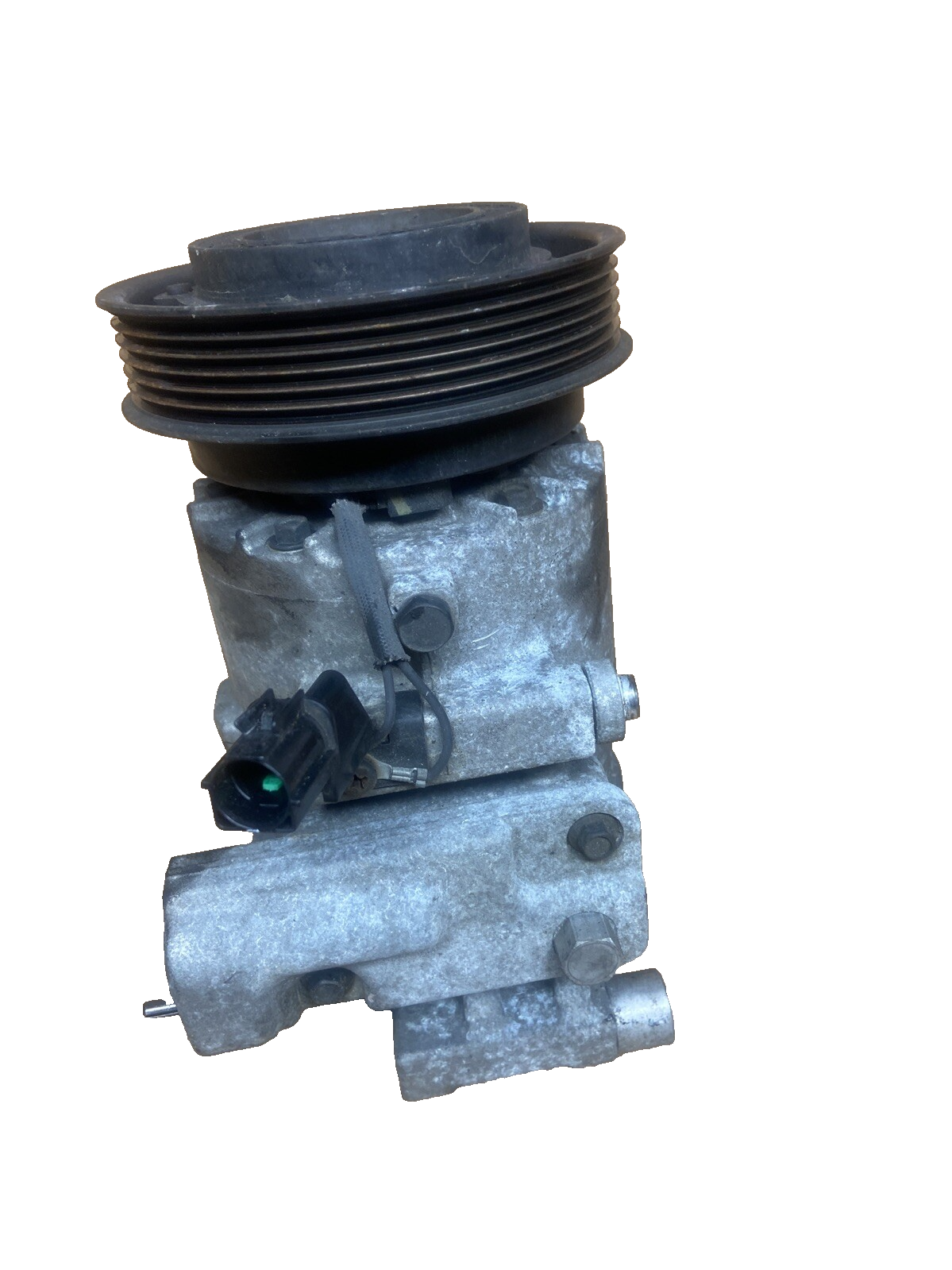 2012 Hyundai Veloster A/C Compressor