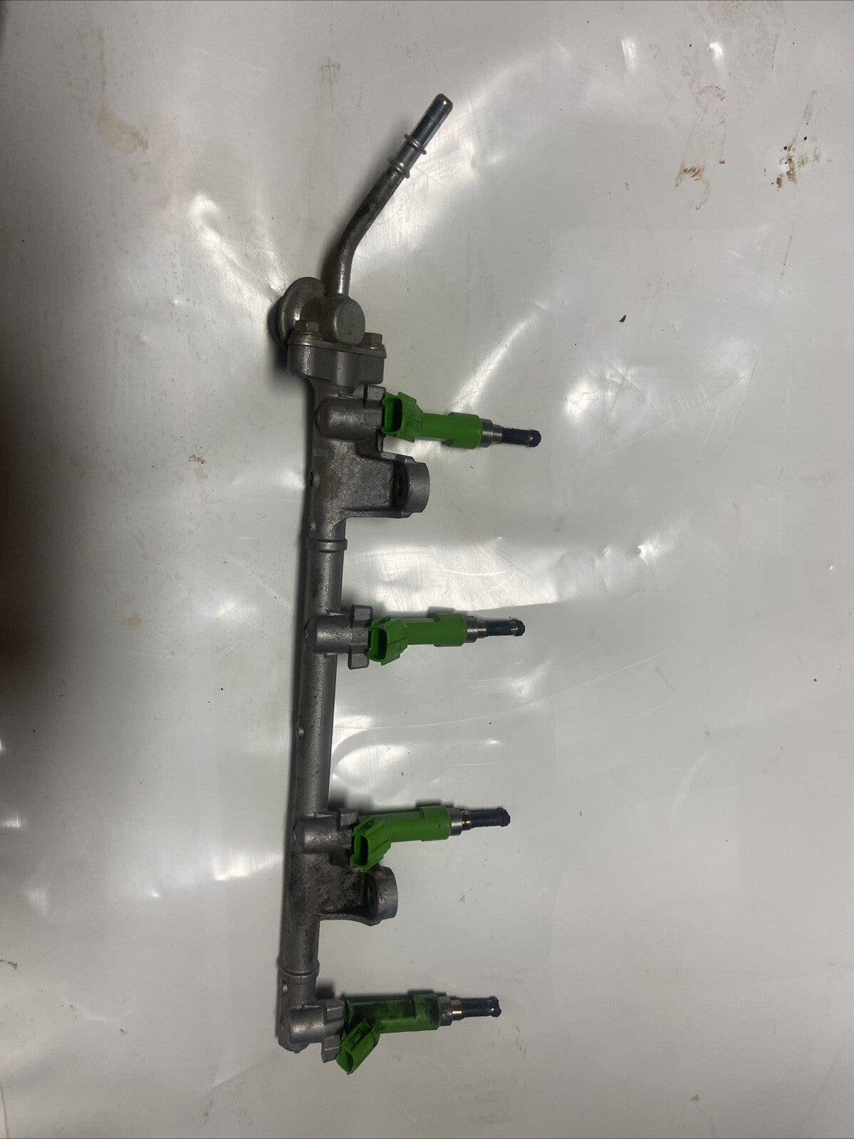2010 Toyota Rav 4 Fuel Injector Rail