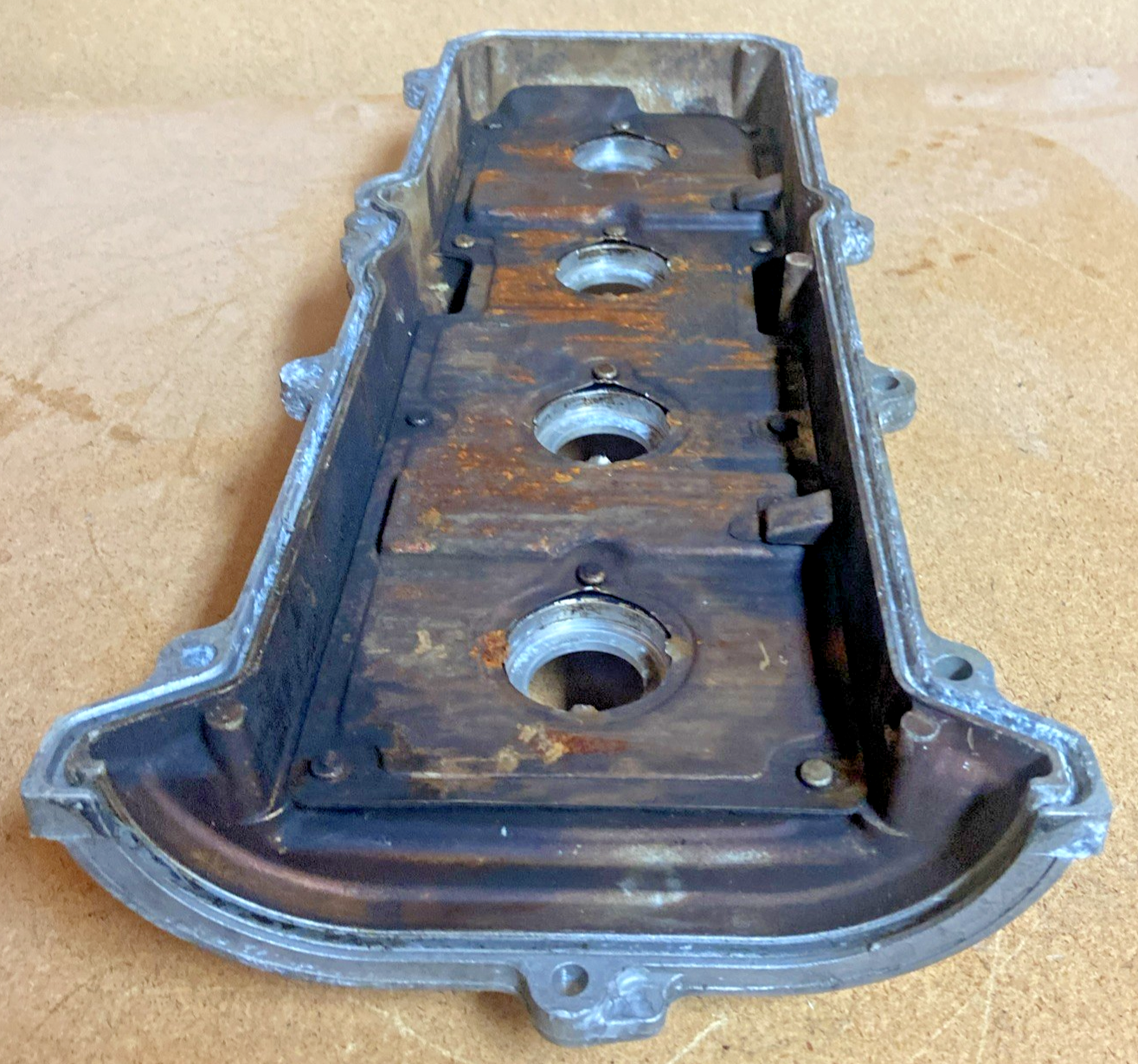 1998-2000 Lexus LS 400 right Engine Valve Cover OEM