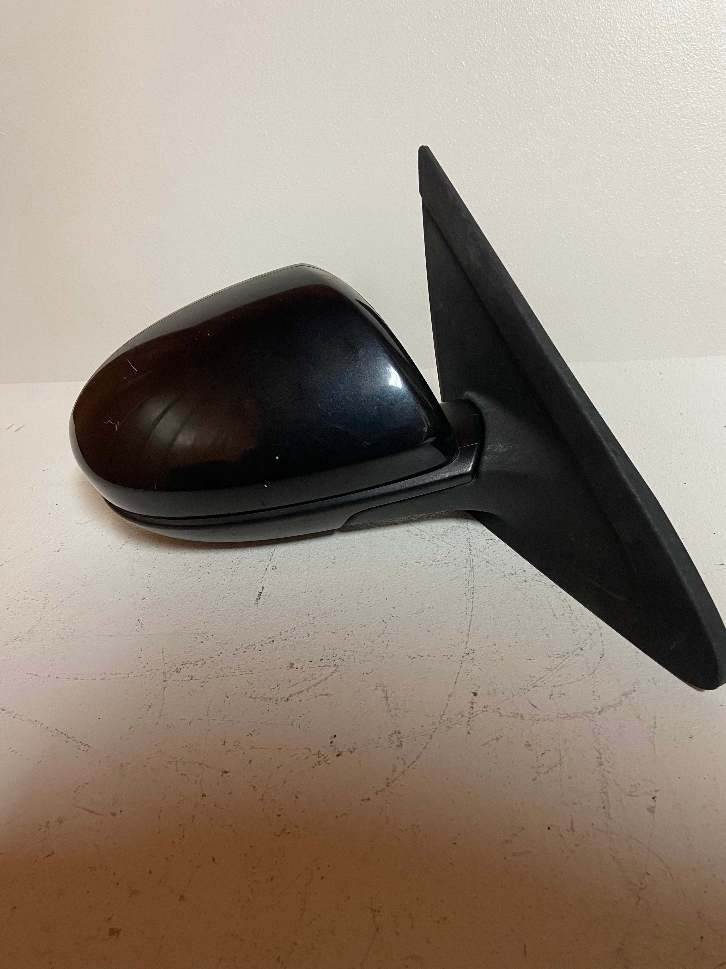 2011 Mazda Touring 3 right passenger side mirror