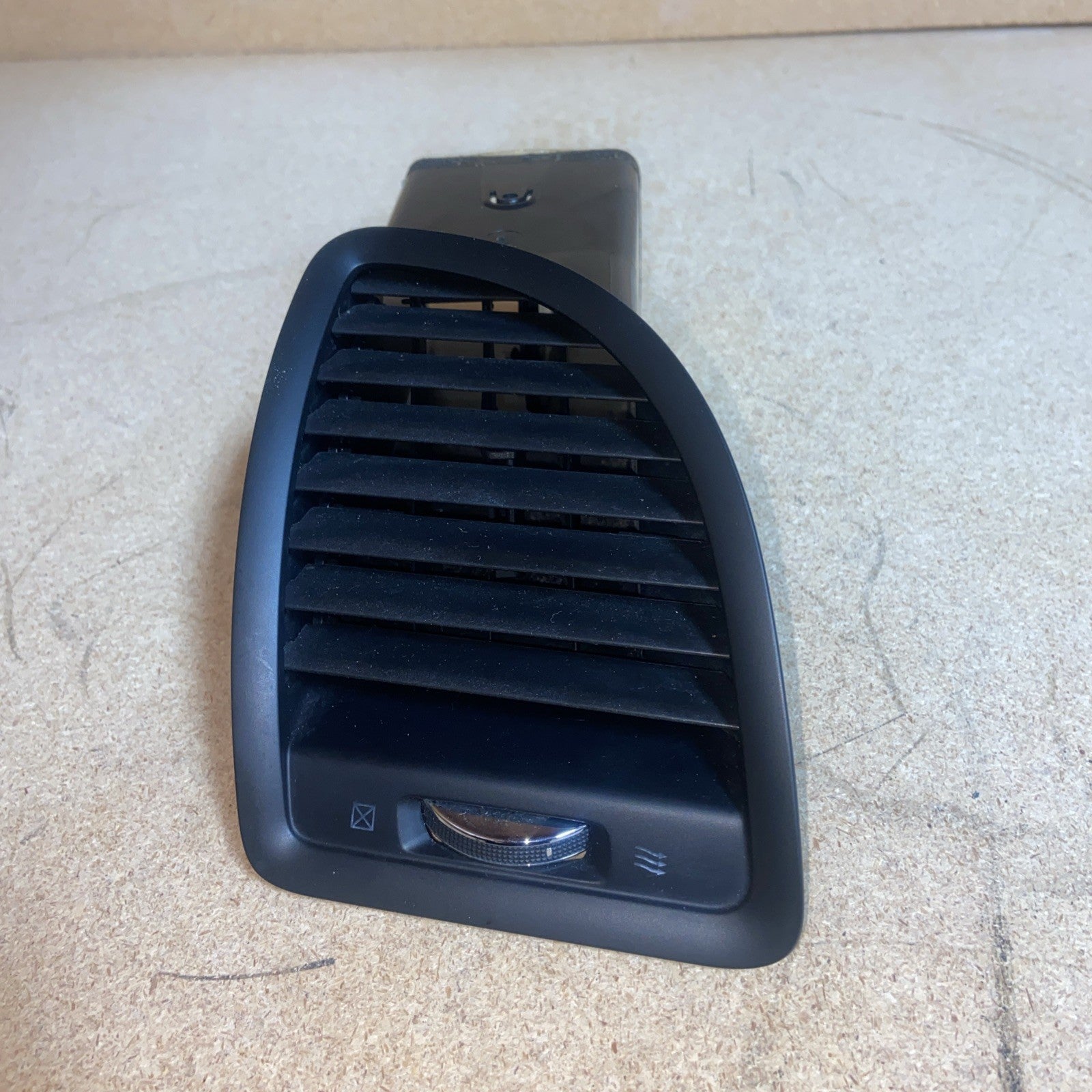 2012 Dodge GrandCaravan Right Dashboard Air vent Grille