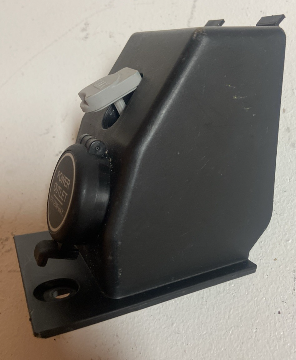 2006-2008 Acura TSX 12 V Auxiliary Power Socket Panel