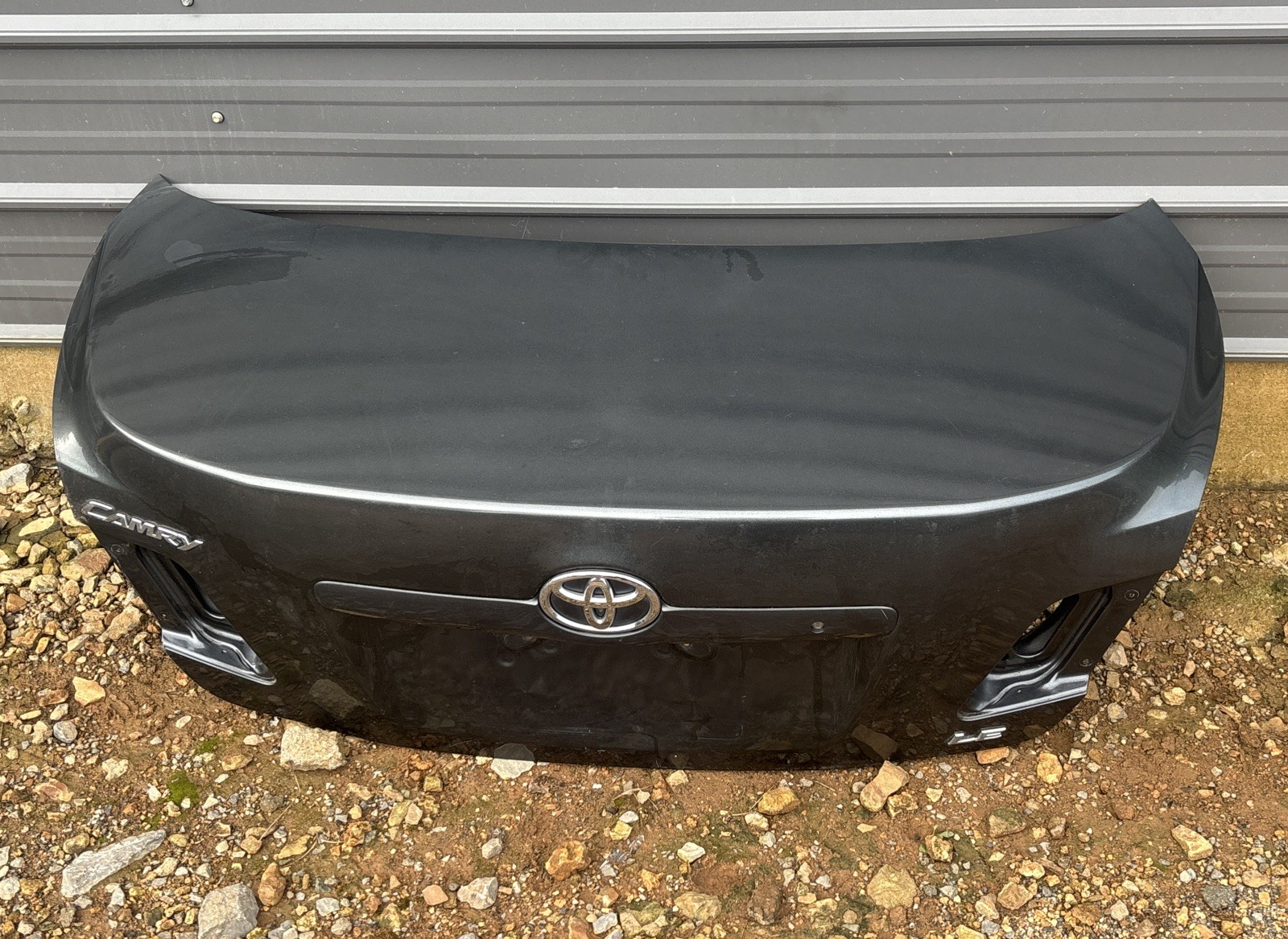 2007-2011 TOYOTA CAMRY COMPUERTA TRASERA MALETERO PORTÓN ELEVADOR GRIS