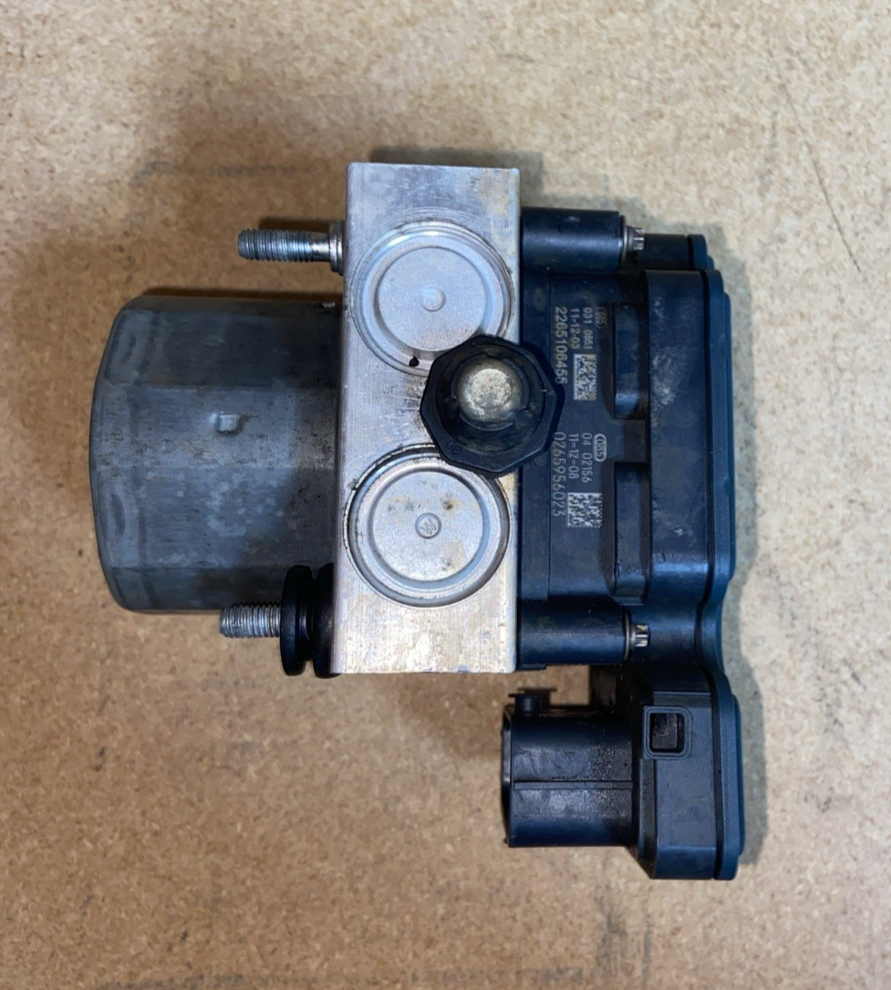 2012-2016 Dodge Grand Caravan ABS Anti-lock Brake Pump Module 3.6L 68183803 OEM