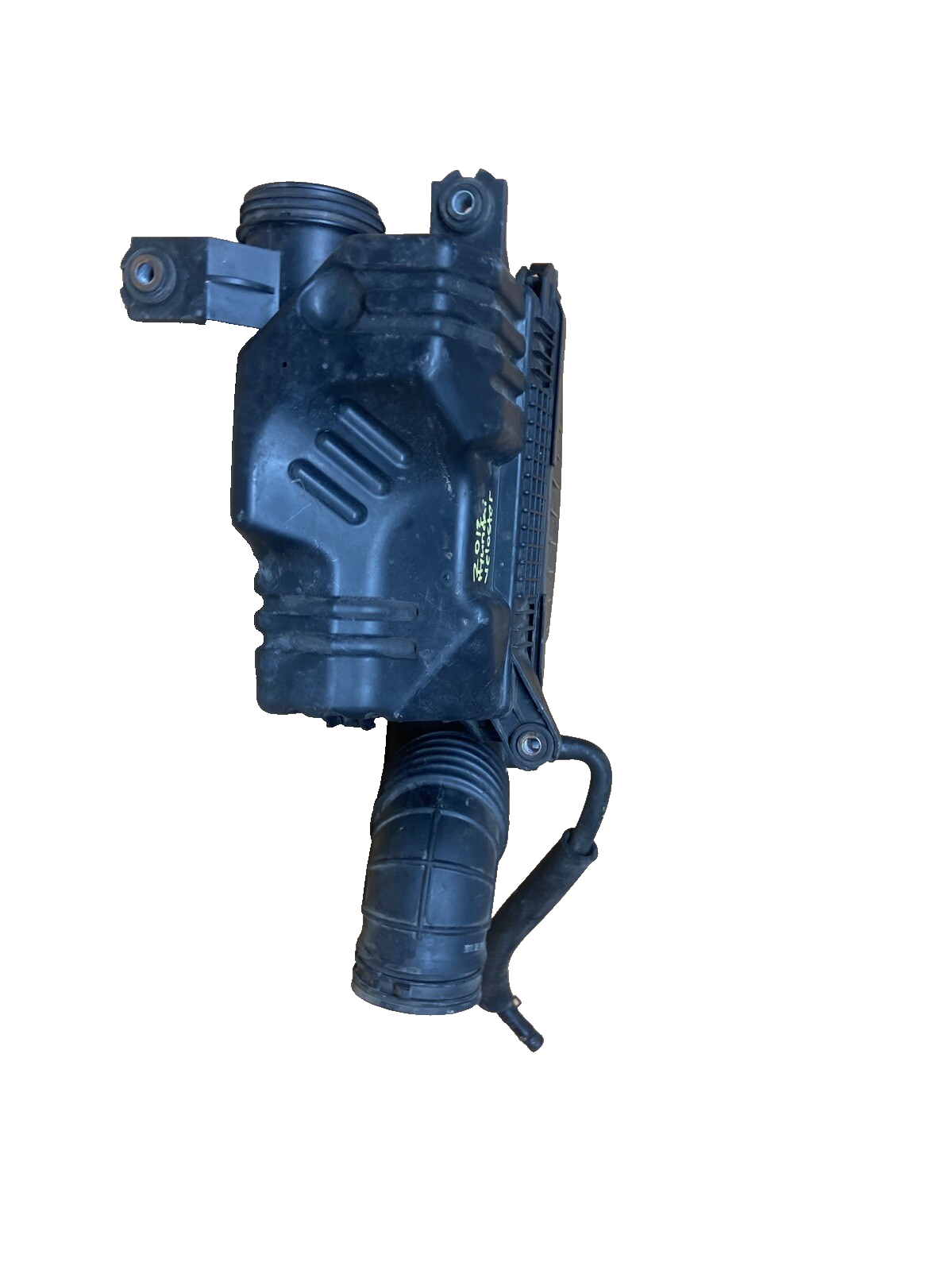 11 - 16 HYUNDAI Veloster Air Cleaner 1.6L engine