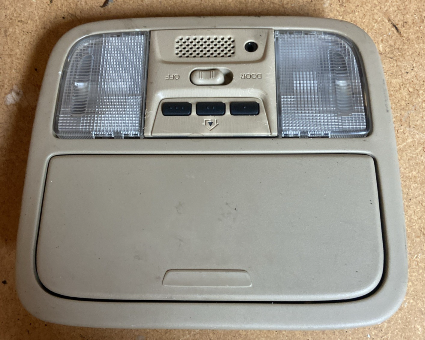 2006 Acura TSX OEM Overhead Console With Map lights, Sunglass Holder And Sunroof