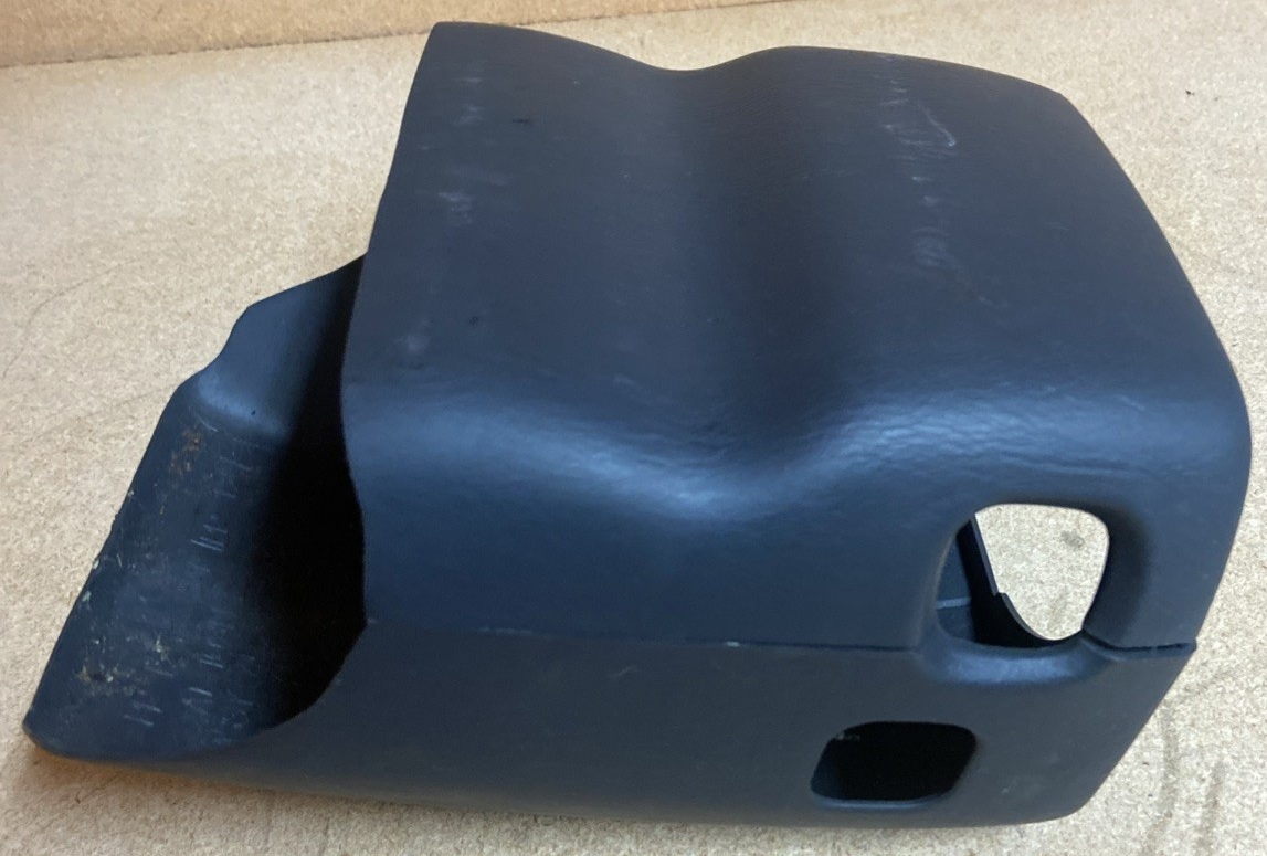 1995-2000 Lexus LS 400 Steering Column Cover 45286-50090