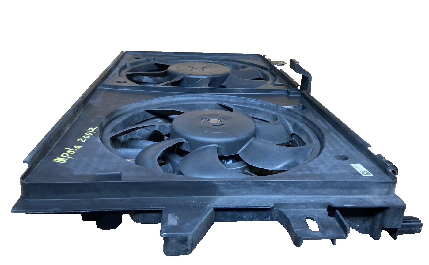 2006-2016 Chevrolet Impala Radiator Cooling Fan Motor Assembly 89018697 OEM