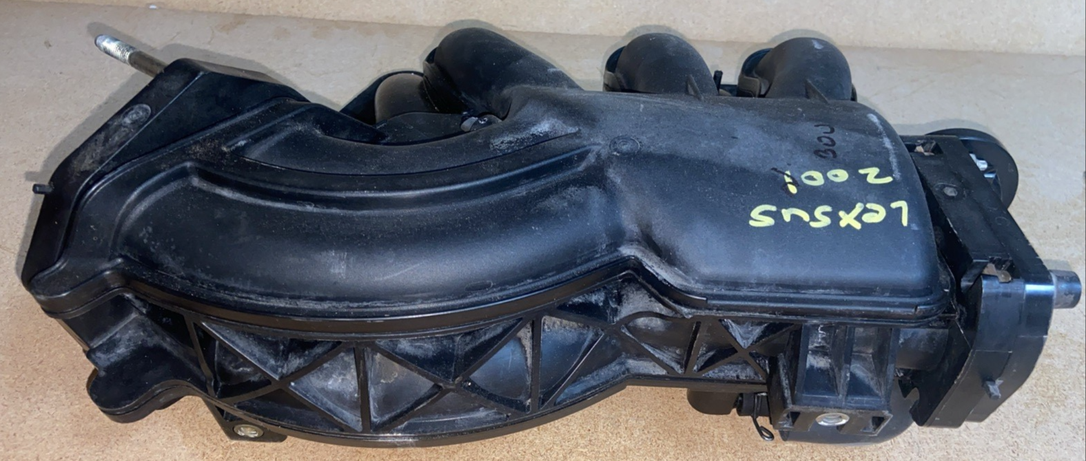 2001 lexus Es 330 upper intake manifold