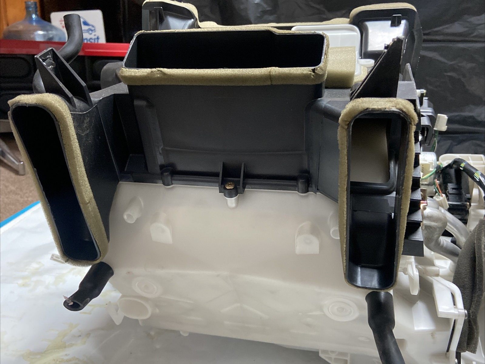 2001-2003 Lexus LS 430 Front A/C Box Heater Evaporator Complete