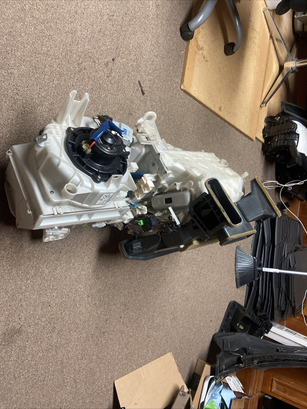 1997-2000 Lexus LS 400 A/C Air Conditioning Heater Box 8701050050 OEM