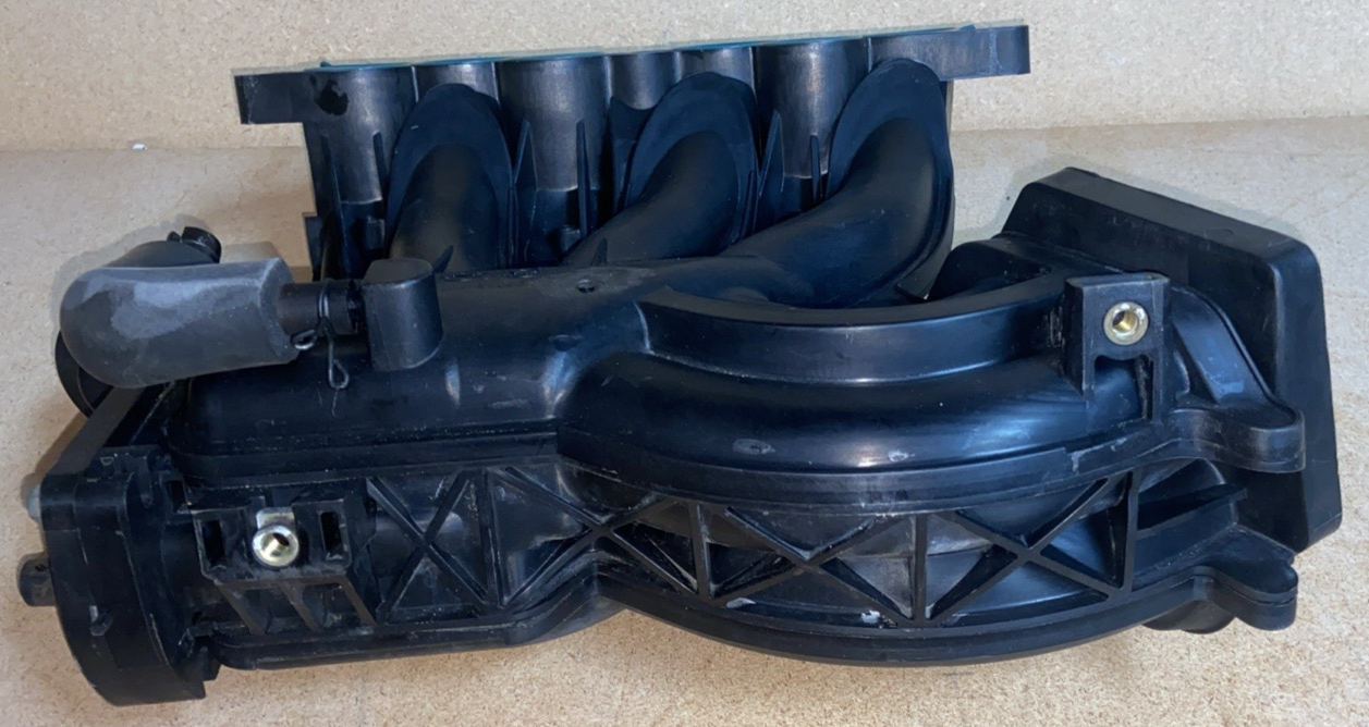 2001 lexus Es 330 upper intake manifold
