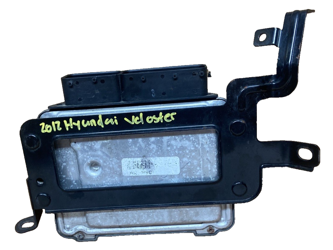 2012 Hyundai Veloster Engine Control Module ECM 39110-2bbh3