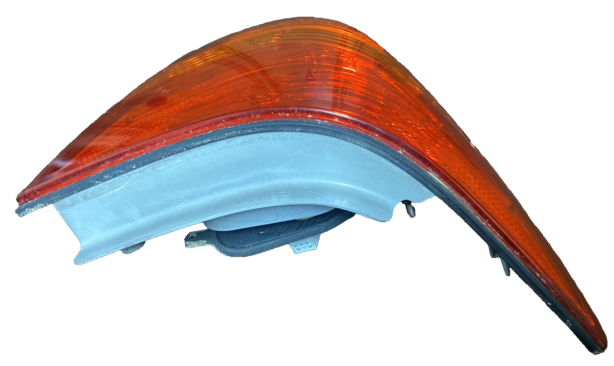 2001 Lexus LS 430 RH Passenger Tail Light OEM 0807