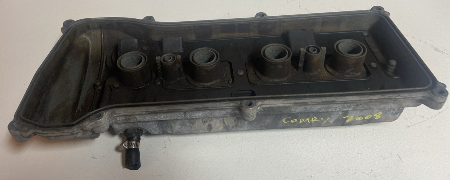 2002-2009 Toyota Camry Engine Valve Cover