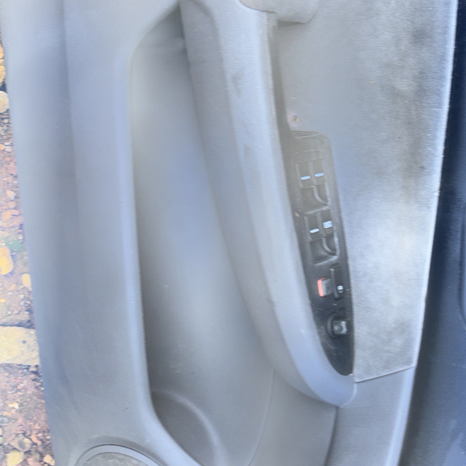2004 Honda Accord PANEL DE PUERTA DELANTERA IZQUIERDA LADO CONDUCTOR Gris con panel de puerta