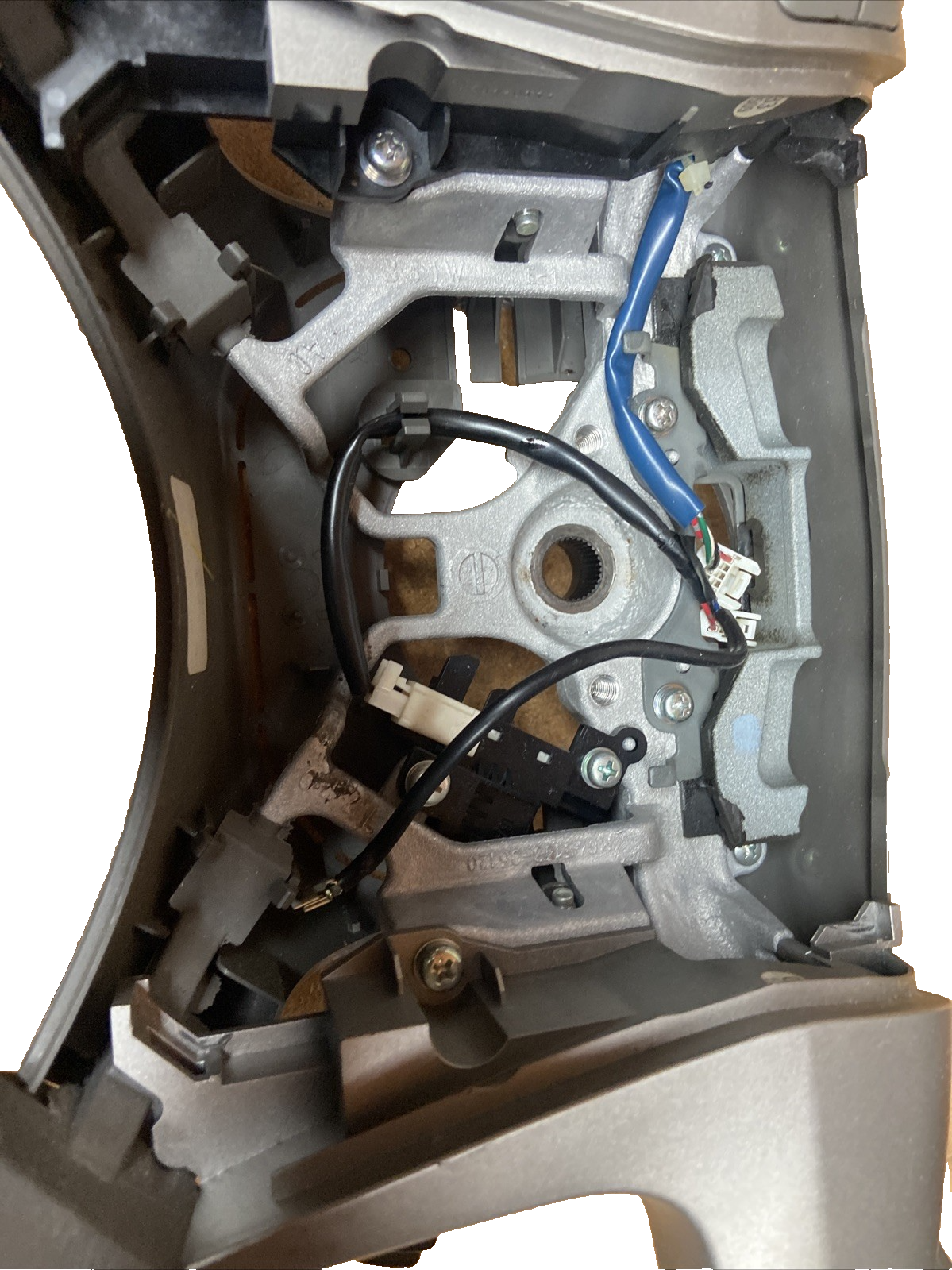 2007-11 Toyota Camry Steering Wheel Assembly with Cruise Control