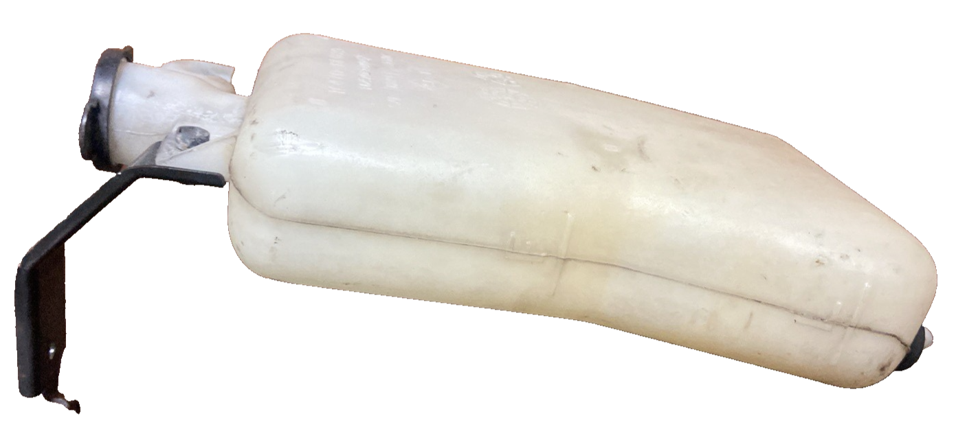 Coolant Reservoir For 2009-2013 Toyota Corolla 2009-2014 Matrix w/ cap & hose