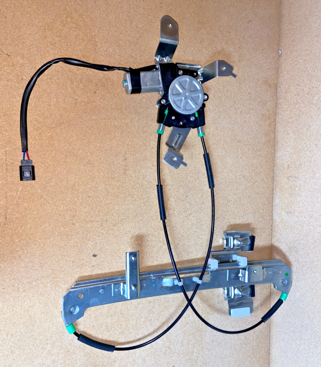 2002-2006 Chevy Tahoe Rear Right Window Regulator