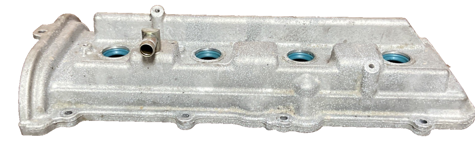 Toyota Lexus 4.0 L, 4.3 L, 4.7 L Valve Cover RH Passenger Side OEM 1120150030