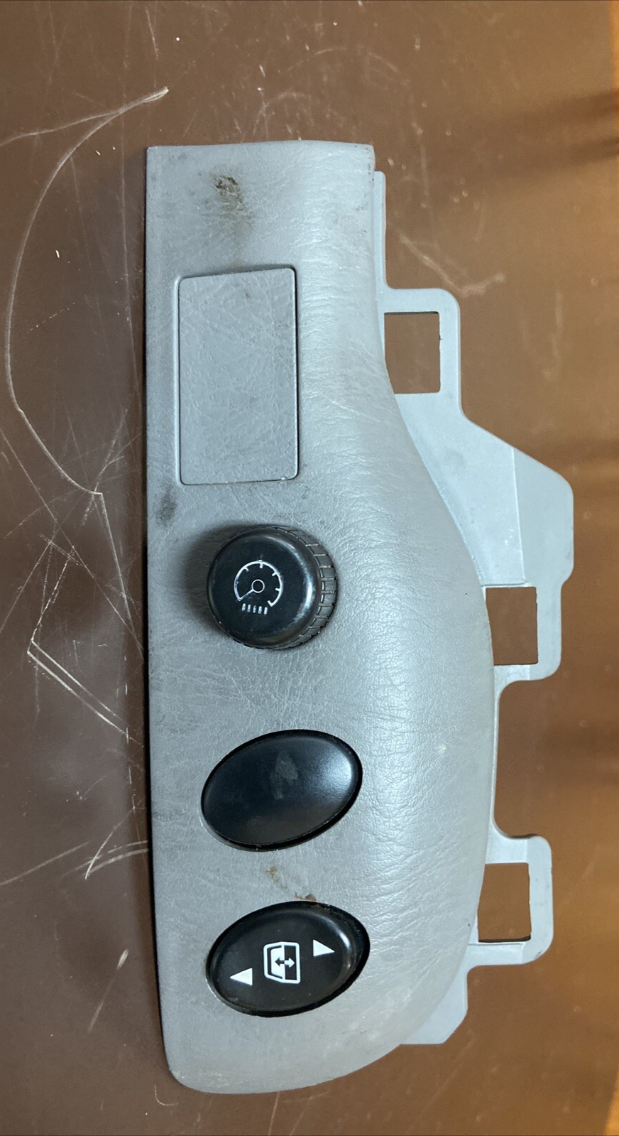 Interruptor del atenuador de control de la ventanilla trasera de la Toyota Sequoia