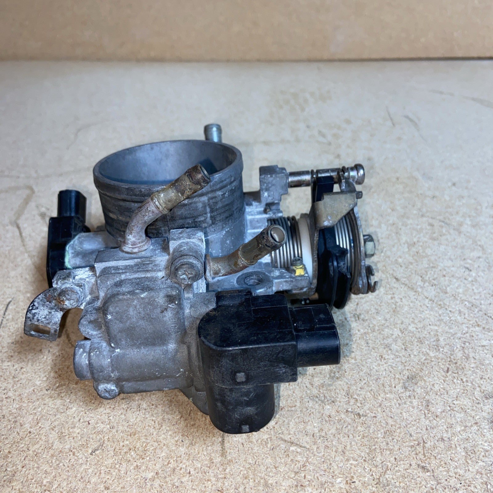 2003-2004 Honda Accord Throttle Body