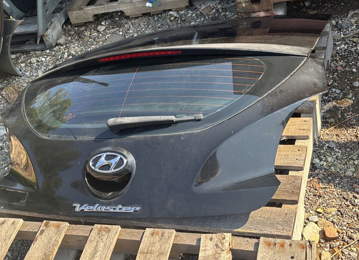 2012-2013 Hyundai Veloster Base Trunk Deck Lid Hatch Gate BLACK