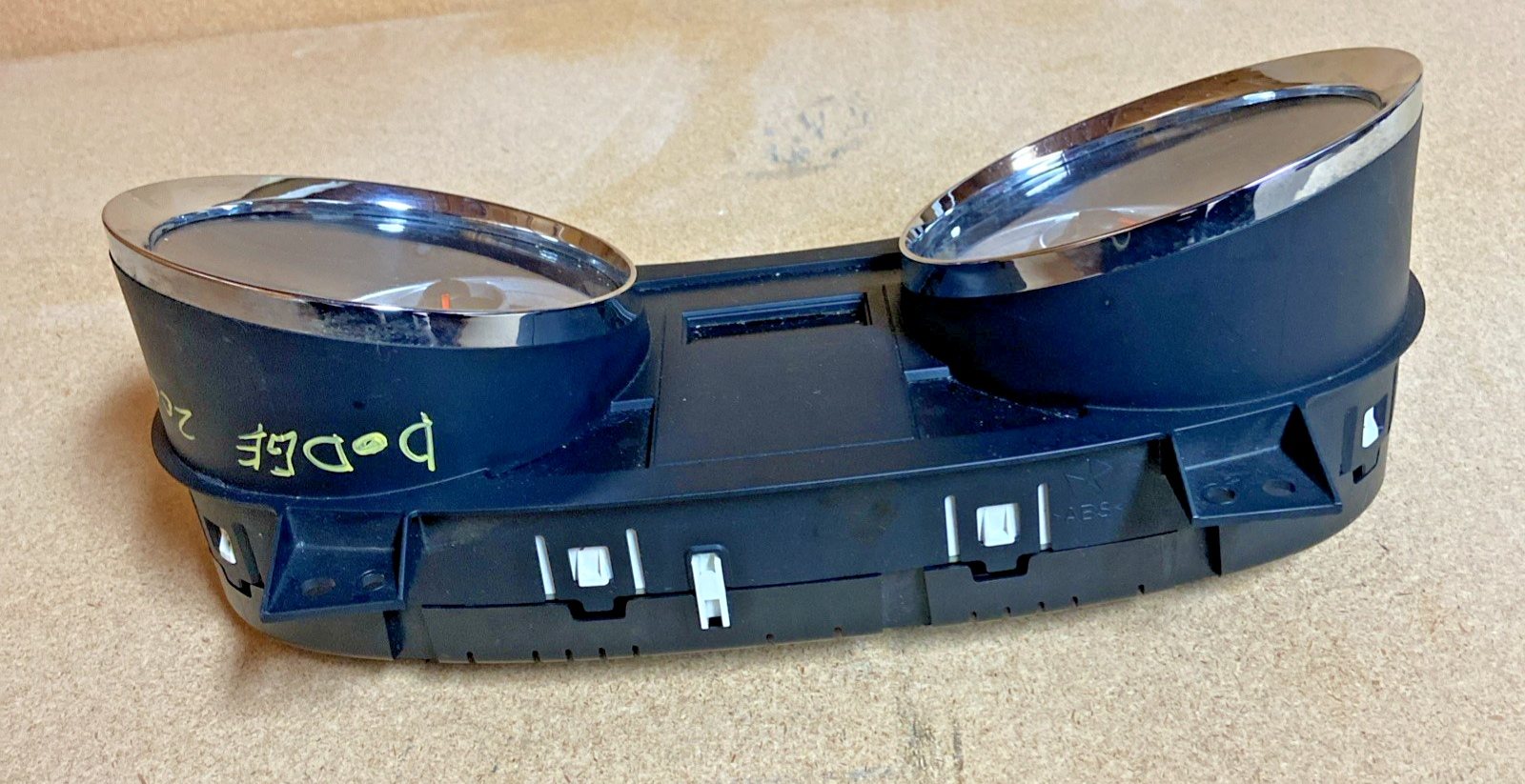 2011-2012 Dodge Grand Caravan Speedometer Instrument Cluster Gauge P68055681AG