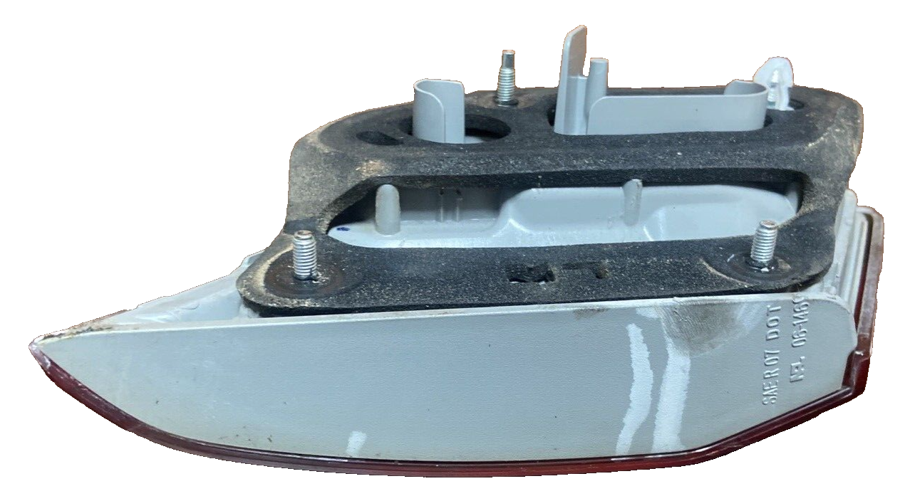 2007 - 2009 Toyota Camry Drivers (LEFT) Trunk Tail Light Assembly (OEM) 06-1460