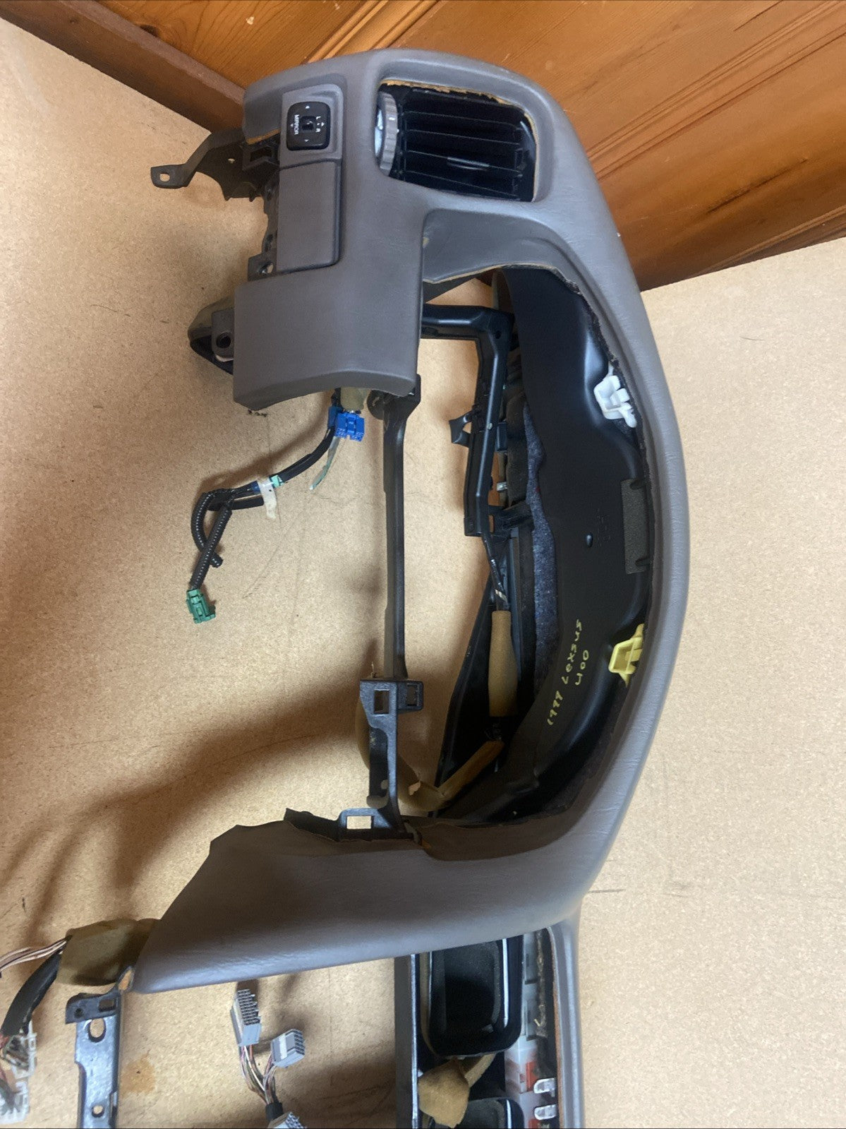 1998-2000 Lexus LS400 Front Interior Dashboard Instrument Panel OEM