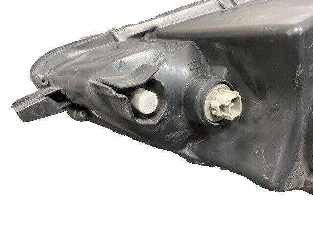 2002-2004 Lexus ES300/330 Headlight Headlamp Driver Side