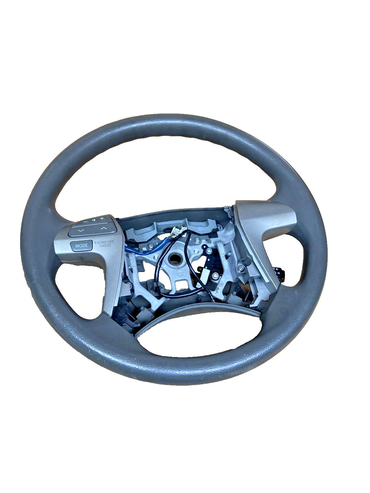 2007-11 Toyota Camry Steering Wheel Assembly with Cruise Control
