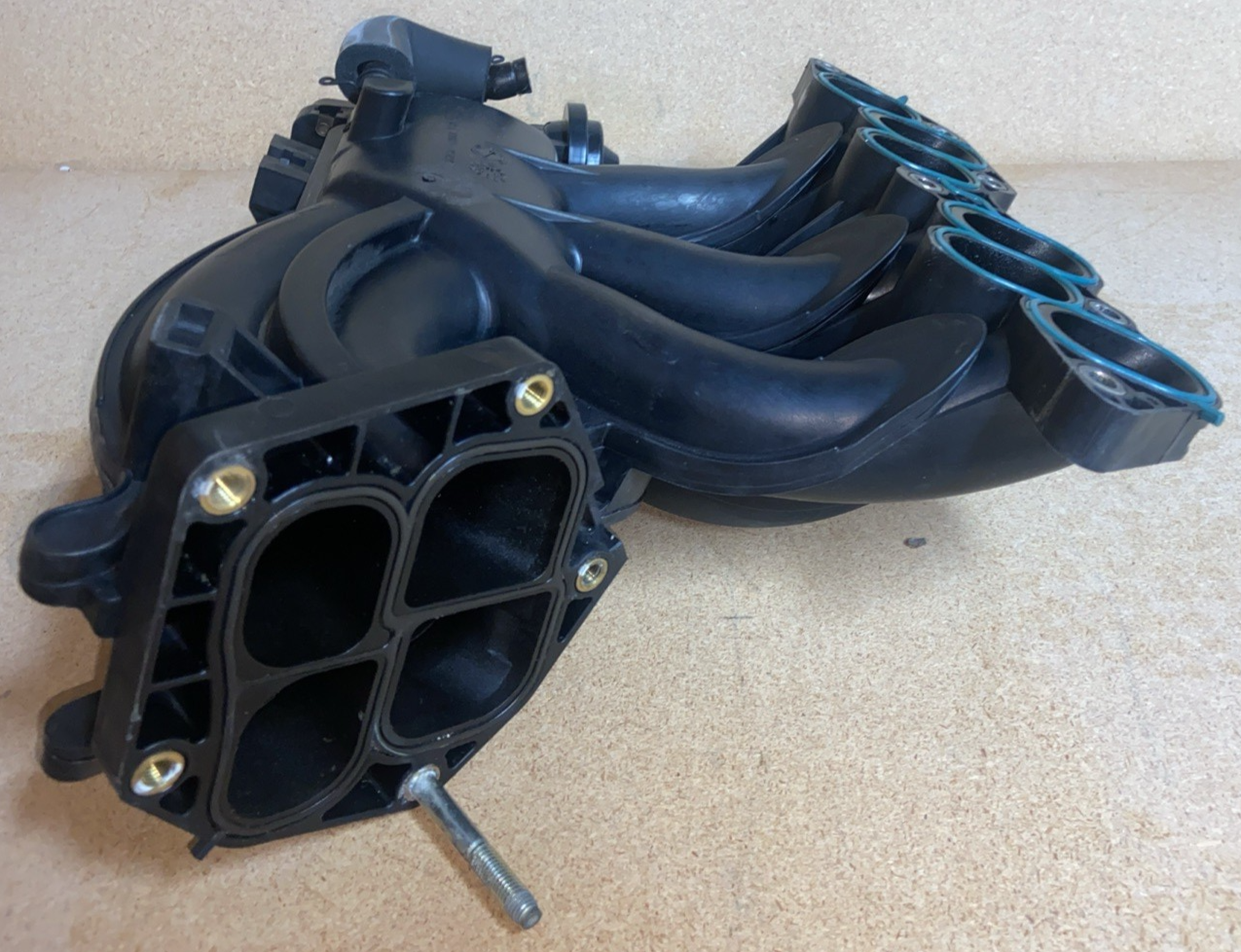 2001 lexus Es 330 upper intake manifold