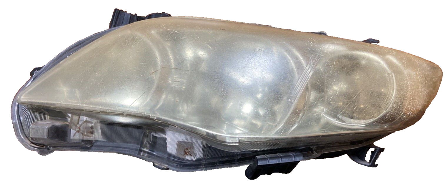 2011 Toyota Corolla Driver Headlight (Left) 180502M
