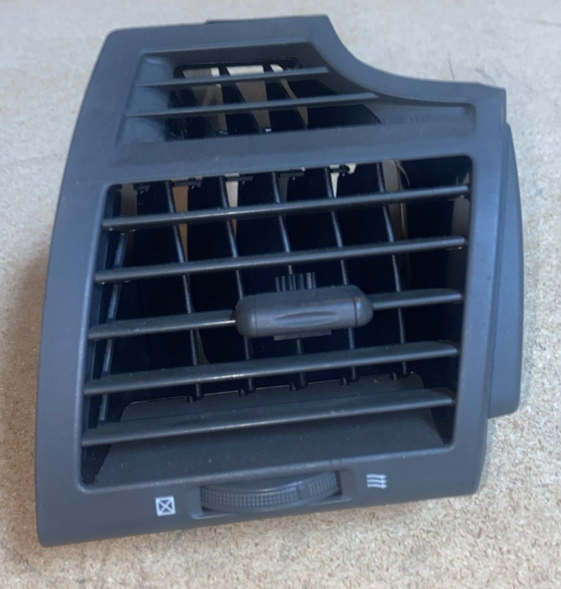 2007-2011 Toyota Camry Right Passenger Side Dash Air A/C Vent
