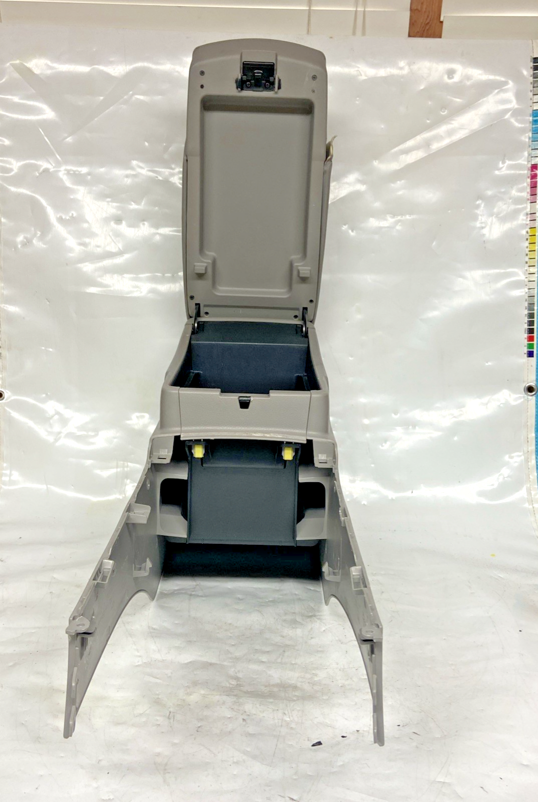 2007-2011 Toyota Camry Floor Mounted Center Console Assembly