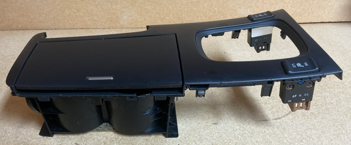 2006 Acura TSX Black Center Console Shifter Bezel And Cup Holder( Small Chip)