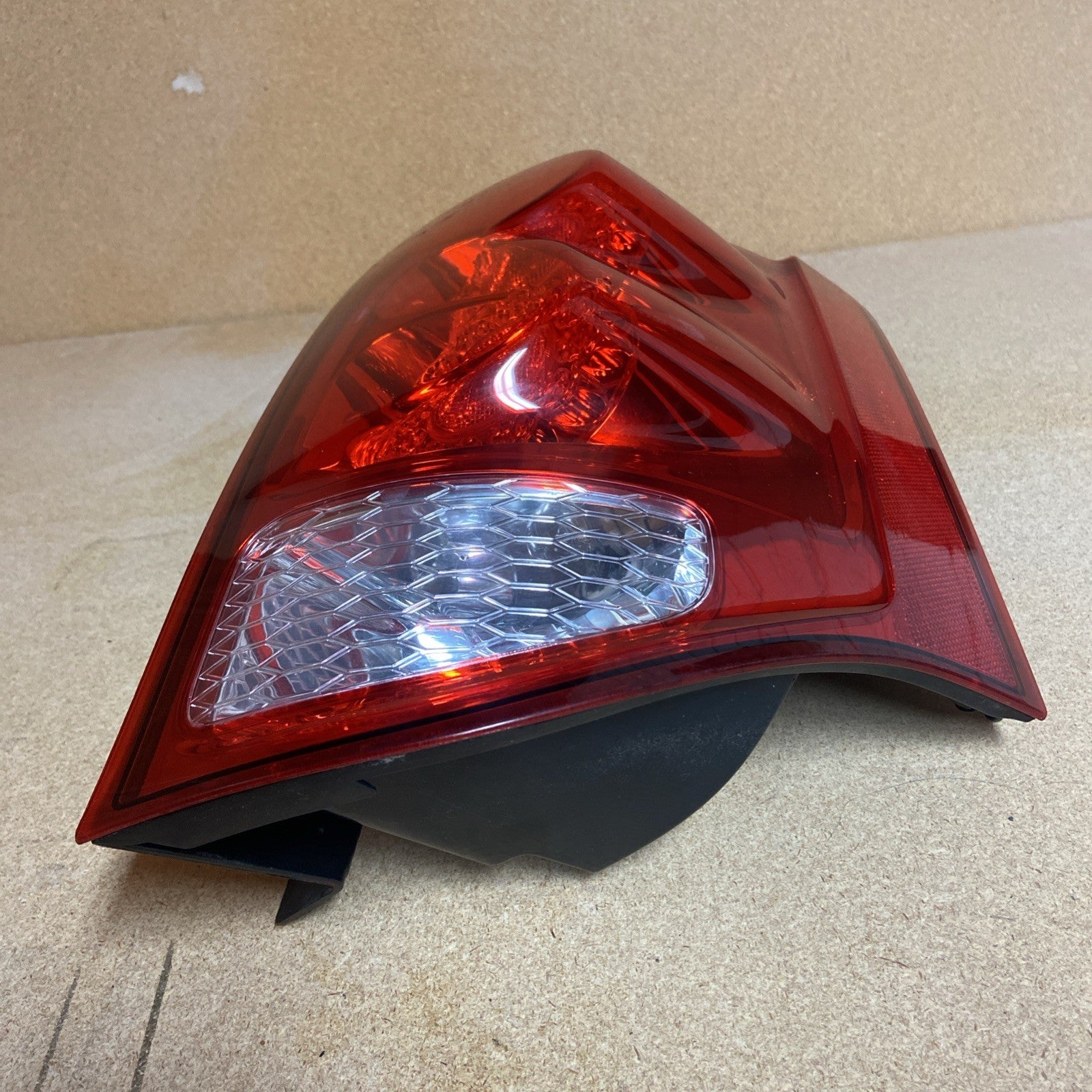 2011-2020 Dodge Grand Caravan LED Taillight Brake Lamp Passenger Side OEM