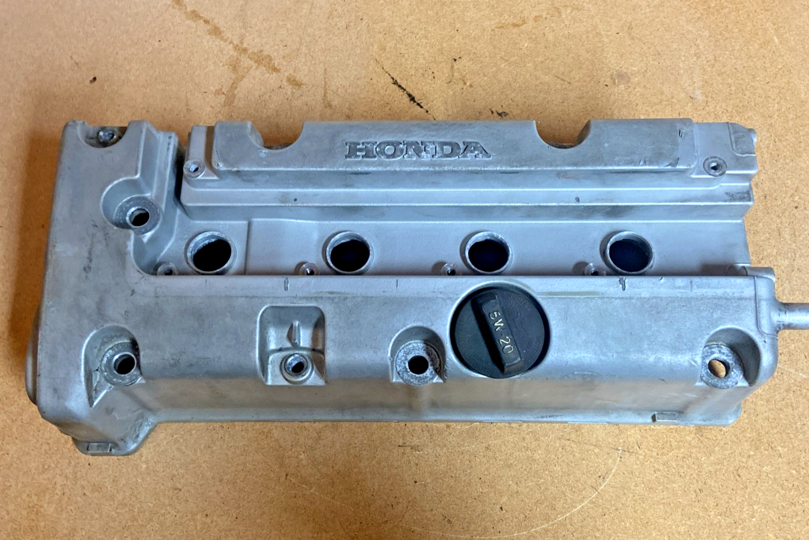 2003-2007 Honda Accord Tapa de válvula del cilindro del motor OEM 2.0L