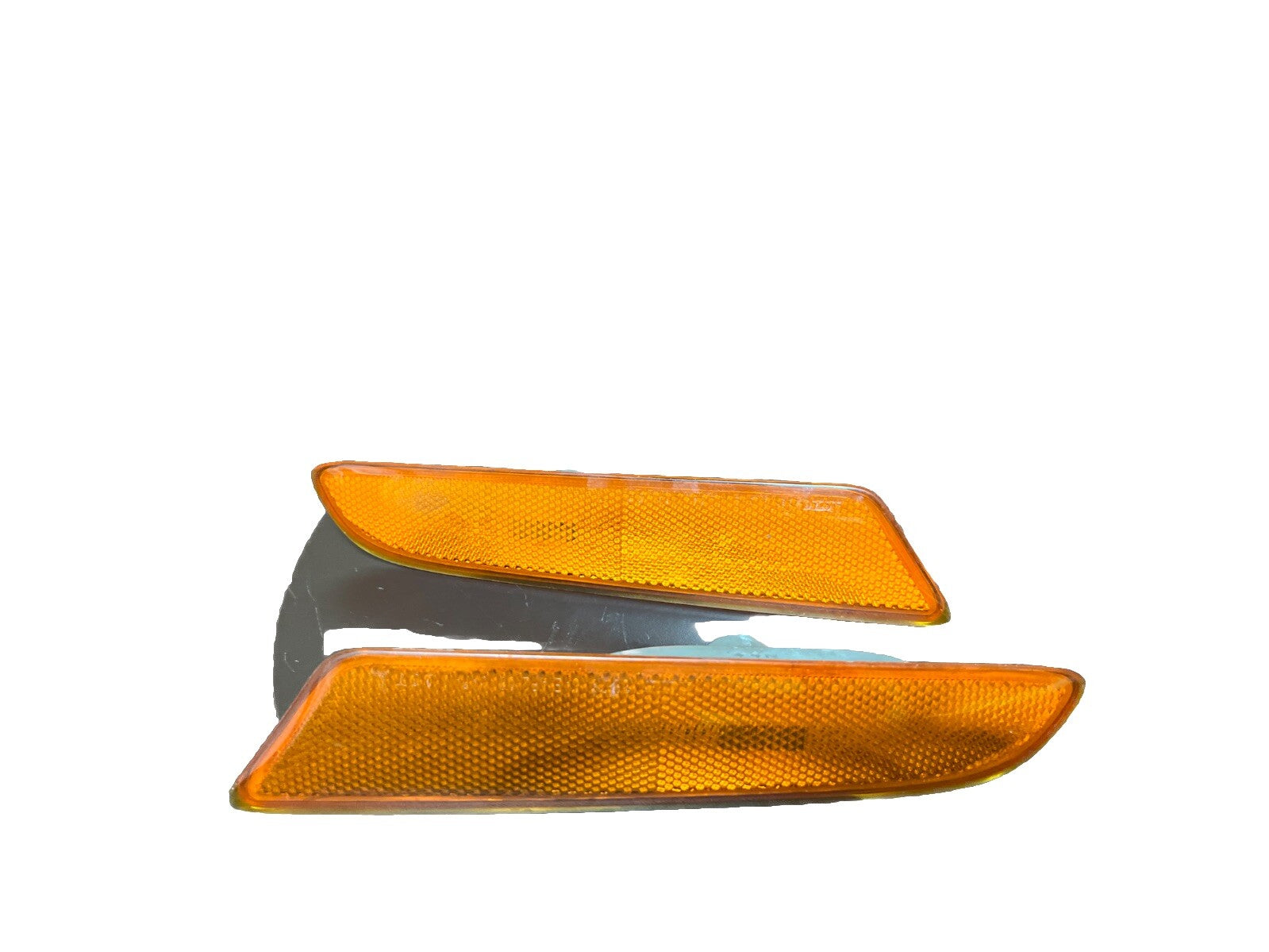 2004 Lexus ES330 Turn Signal Light/KOITO33-76 BOTH LEFT AND RIGHT. SAE AP2 00