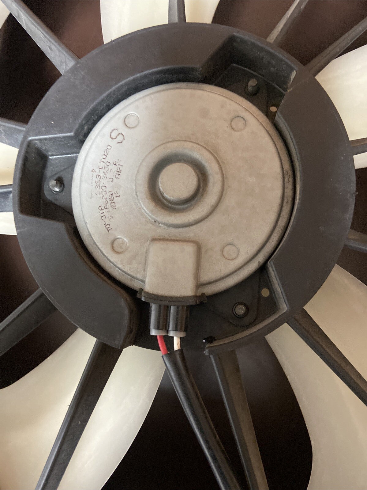 2011 Toyota Corolla Radiator Cooling Fan Assembly