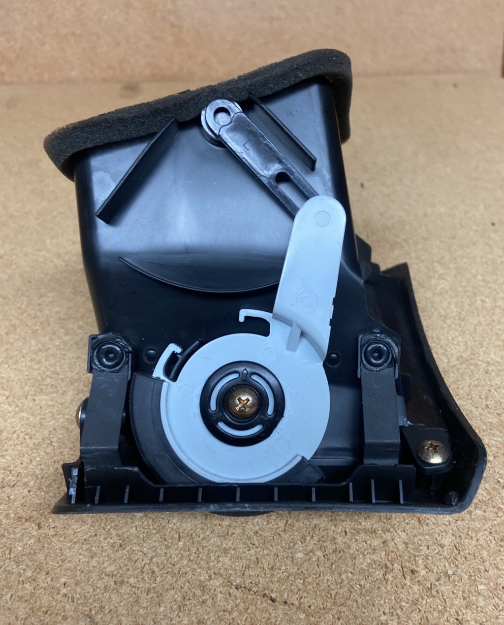 03-07 Honda Accord Right Side OEM Dash AC Air Vent 77620-SDA-A010-M1