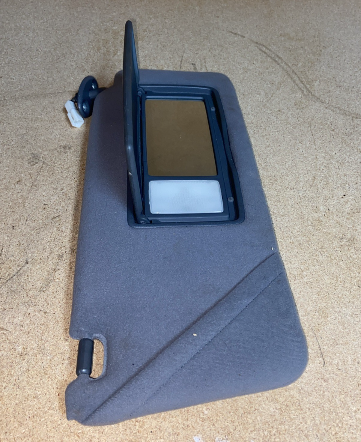 1998-2000 LEXUS LS400 Right Passenger Sun Visor OEM 74320-50111