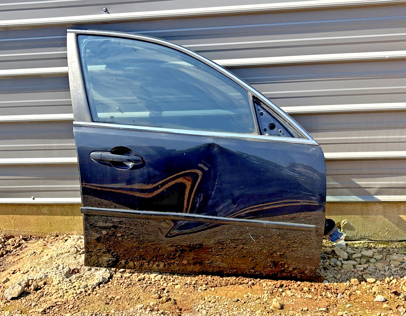 2006-2016 Chevrolet Impala Right Front Passenger Door Shell *EOM Black. Dent
