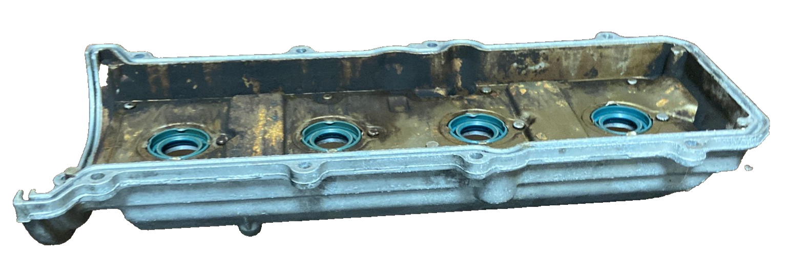 Toyota Lexus 4.0 L, 4.3 L, 4.7 L Valve Cover RH Passenger Side OEM 1120150030