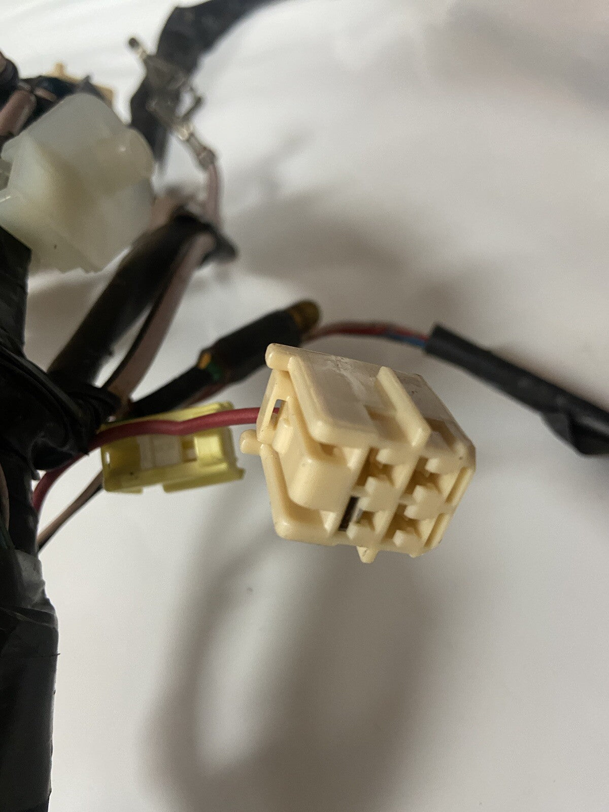 2011 Toyota Corolla Fuse Box And Complete Wiring Harness 8211602